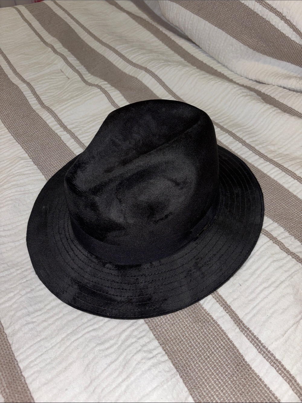 Roxy Black Felt Trilby with Branded Band